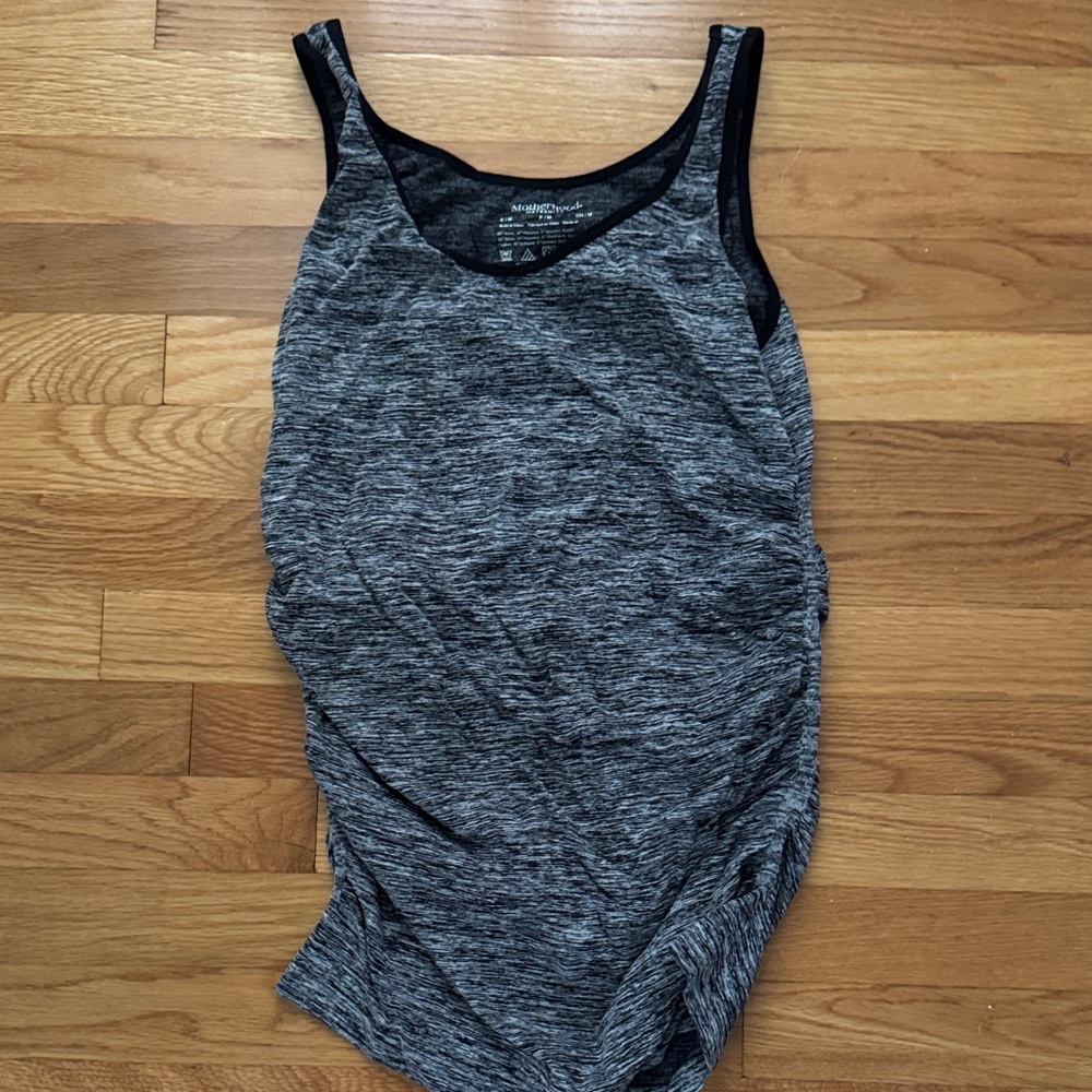 Motherhood Women's Gray active Tank Top